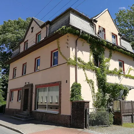 Attic Am Hegebach Mit Netflix Und Parkplatz Self Check-in Oelsnitz